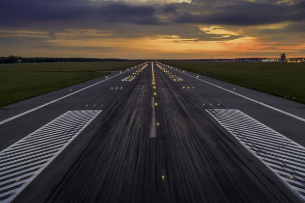 Runway Paving in Redwood City